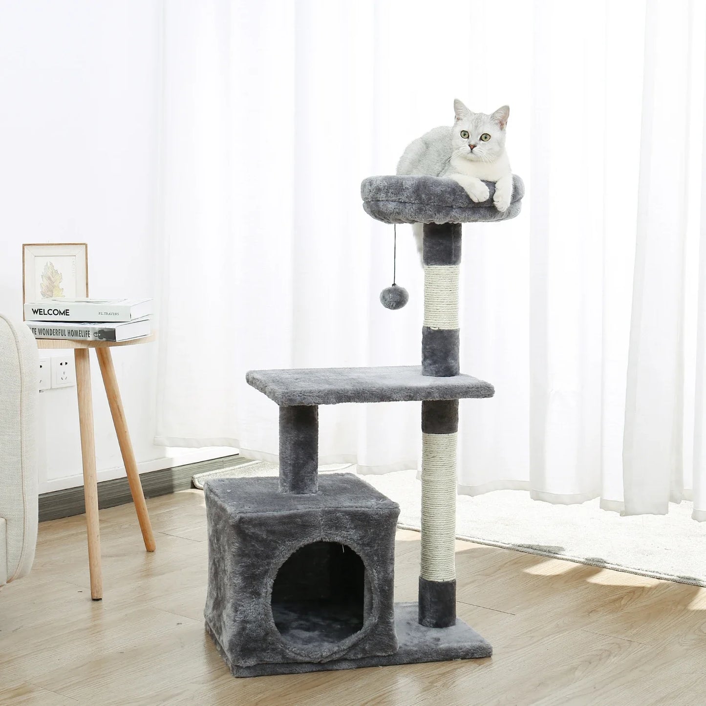 arbre à chat basique à trois niveaux